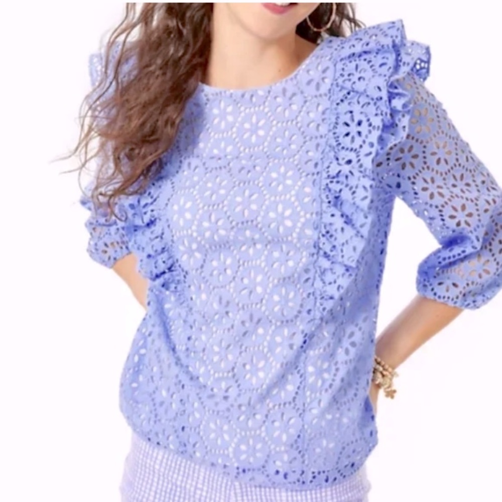Lilly Pulitzer Periwinkle Purple Petite Sand Dollar Eyelet top. Size medium.